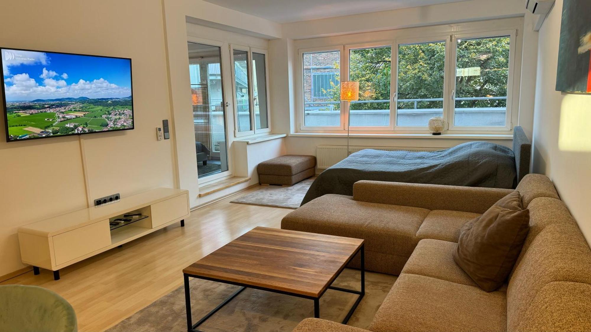 City Apartement Linz Fuer 5 Gaeste Mit Self-Checkin Und Kueche Bagian luar foto
