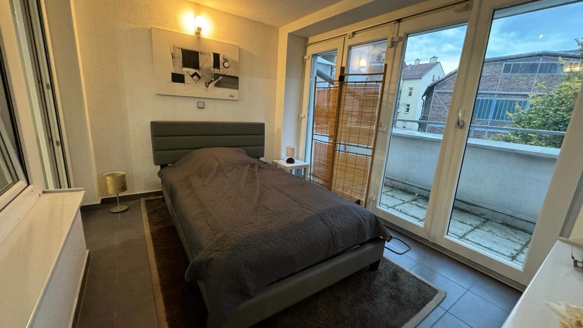 City Apartement Linz Fuer 5 Gaeste Mit Self-Checkin Und Kueche Bagian luar foto
