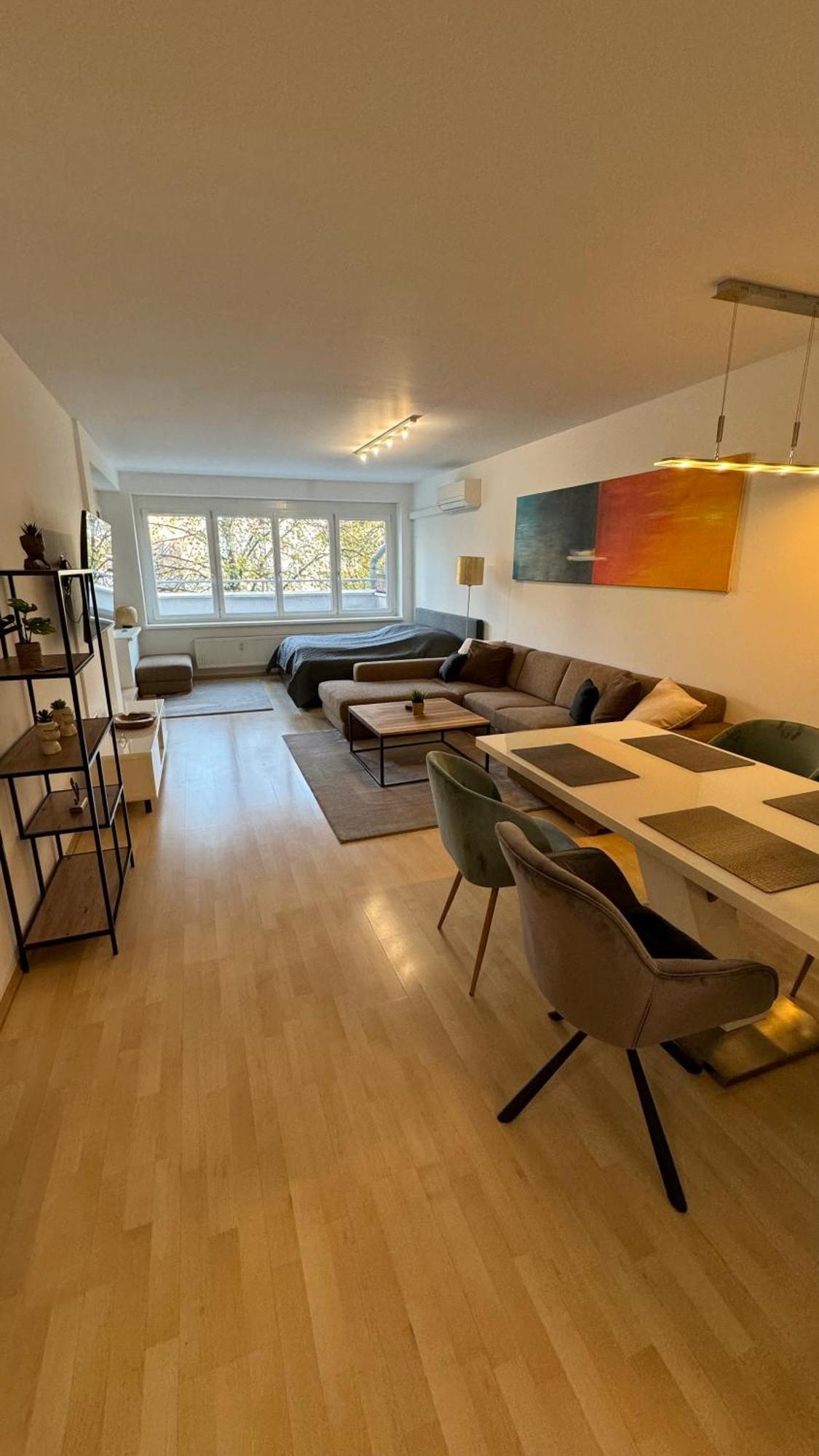 City Apartement Linz Fuer 5 Gaeste Mit Self-Checkin Und Kueche Bagian luar foto